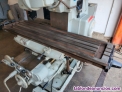 Fotos del anuncio: Fresadora Universal K&T MILWAUKEE 15" x 64" usada en venta