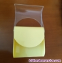 Fotos del anuncio: Servilletero de plastico amarillo con tapa de metacrilato transparente.